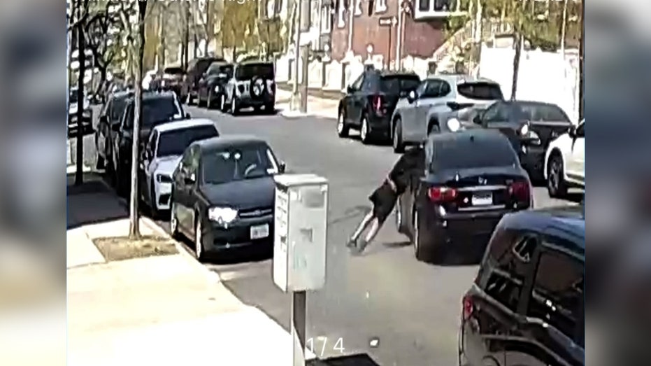 BRONX RESIDENT INJURED IN DARING CARJACKING ATTEMPT; NYPD REPORTS HISTORIC CRIME REDUCTION